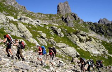 Montée hors dentier vers le col de Charbonnièr